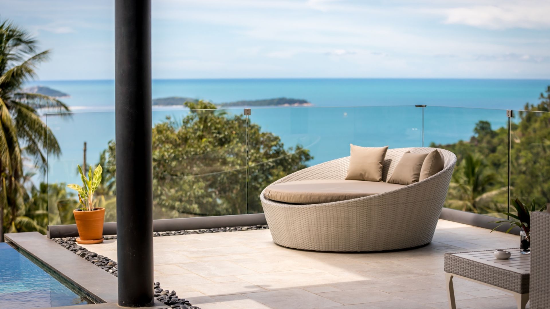 Panoramic Ocean Views